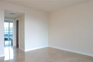 Photo #4: 2074609 Listing 