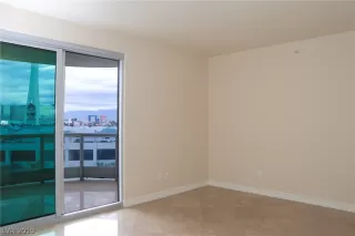 Photo #6: 2074609 Listing 