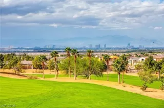 Photo #2: 2074661 Listing 