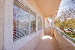 Photo #2: 2074812 Listing 