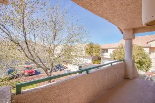 Photo #4: 2074812 Listing 