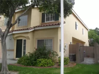 Photo #1: 2074820 Listing