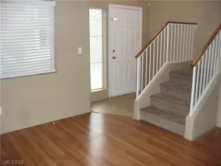 Photo #3: 2074820 Listing