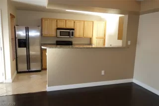 Photo #1: 2074832 Listing 