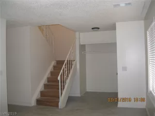 Photo #6: 2074847 Listing 