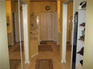 Photo #6: 2074863 Listing 