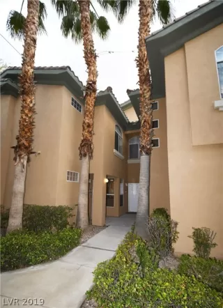 Photo #1: 2074894 Listing