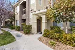 Photo #1: 2074897 Listing