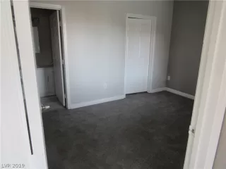 Photo #5: 2074970 Listing 
