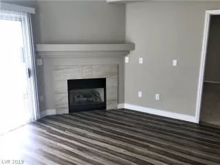 Photo #6: 2074982 Listing 