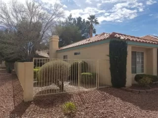 Photo #4: 2074984 Listing 