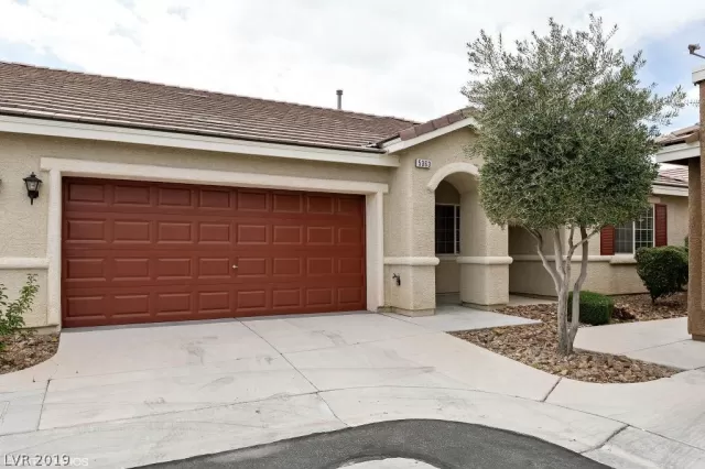 MLS: 2075120 Condo For Sale
