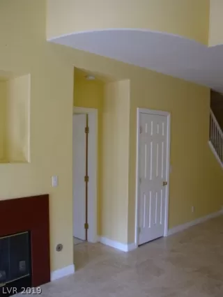 Photo #6: 2075124 Listing 