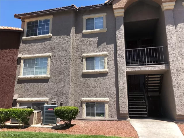 MLS: 2075140 Condo For Sale