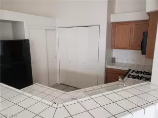 Photo #1: 2075176 Listing 