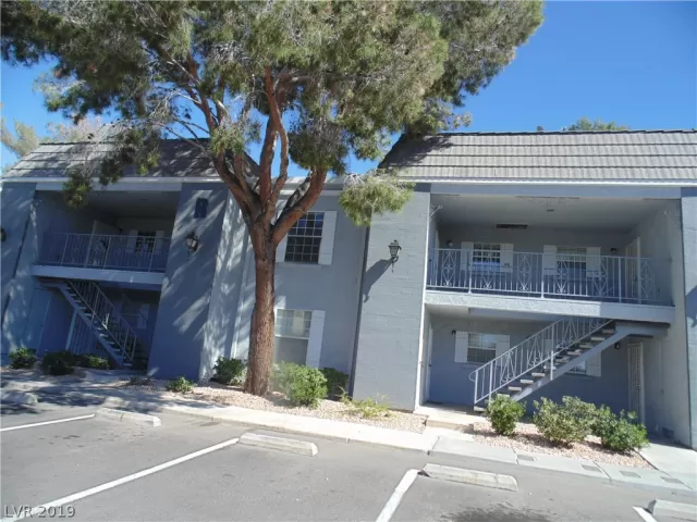 MLS: 2075213 Condo For Sale