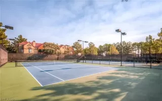 Photo #2: 2075260 Listing 