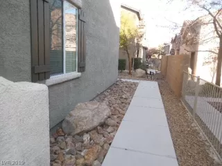 Photo #4: 2075267 Listing 