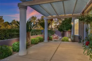 Photo #1: 2075324 Listing 