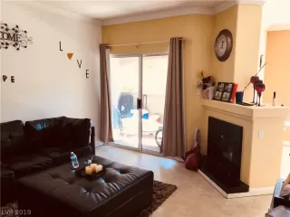 Photo #2: 2075351 Listing