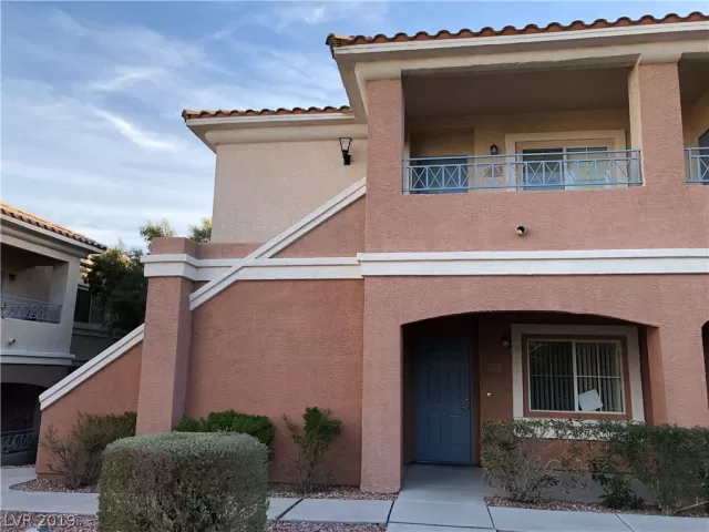 MLS: 2075352 Condo For Sale