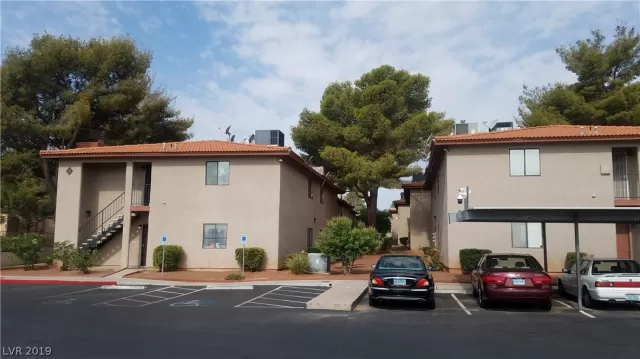 MLS: 2075363 Condo For Sale