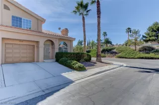 Photo #1: 2075364 Listing 