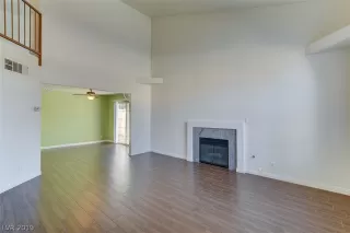 Photo #5: 2075364 Listing 