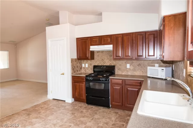 MLS: 2075401 Condo For Sale