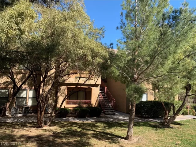 MLS: 2075403 Condo For Sale