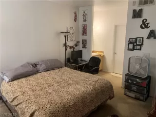 Photo #6: 2075403 Listing 