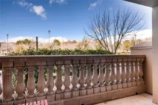 Photo #4: 2075416 Listing