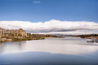 Photo #5: 2075416 Listing