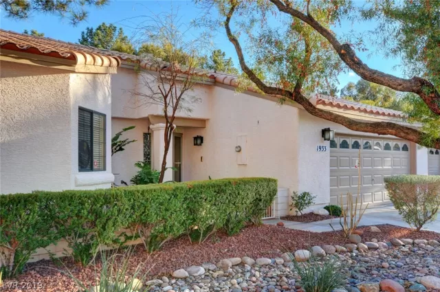 MLS: 2075466 Condo For Sale