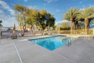 Photo #3: 2075466 Listing