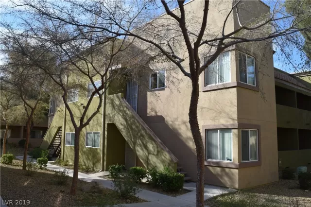 MLS: 2075495 Condo For Sale