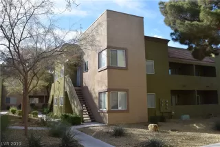 Photo #1: 2075495 Listing