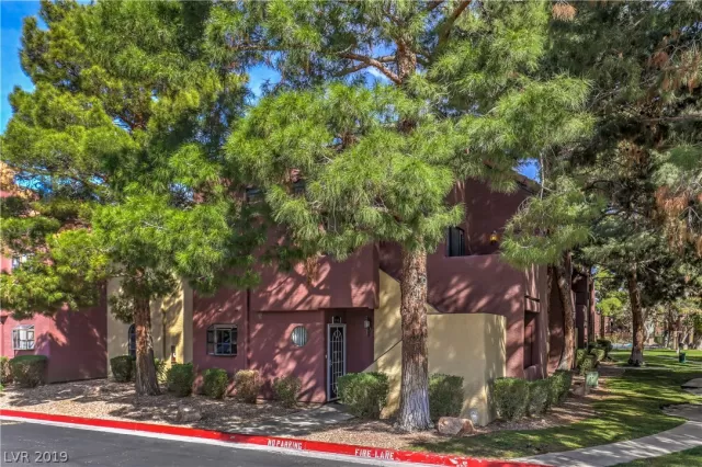 MLS: 2075553 Condo For Sale