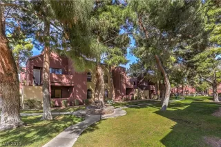 Photo #1: 2075553 Listing