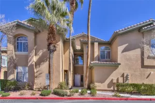 Photo #2: 2075557 Listing 