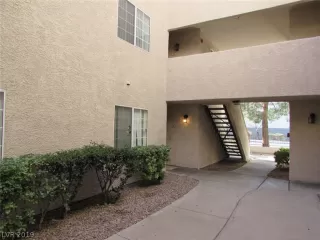 Photo #2: 2075642 Listing 