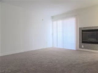 Photo #3: 2075642 Listing 