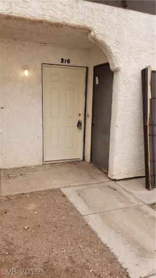 Photo #2: 2075721 Listing 