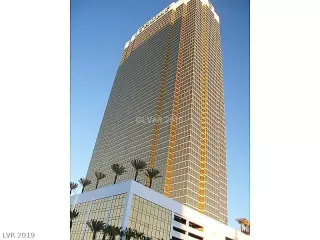 Photo #3: 2075751 Listing 