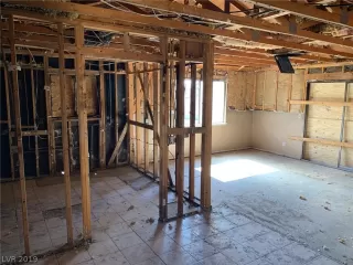 Photo #2: 2075762 Listing 