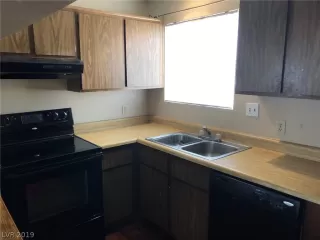 Photo #1: 2075784 Listing