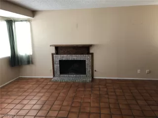 Photo #2: 2075784 Listing