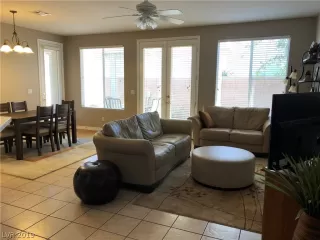 Photo #4: 2075870 Listing