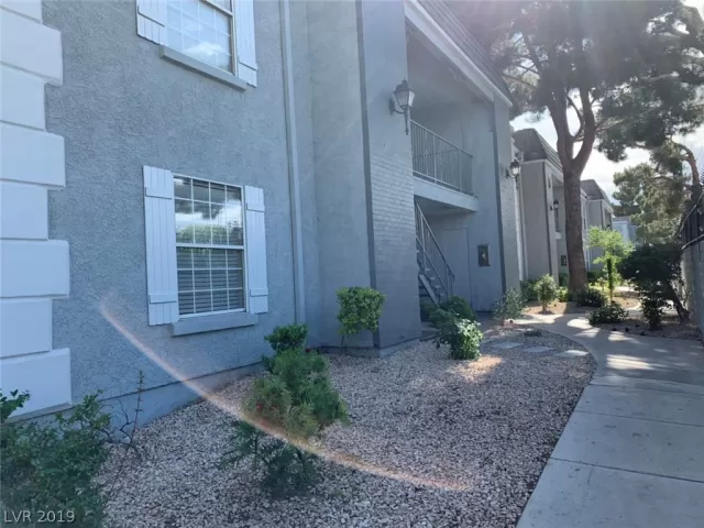 MLS: 2075896 Condo For Sale