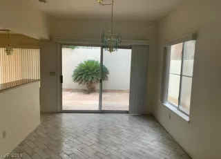 Photo #4: 2075906 Listing 